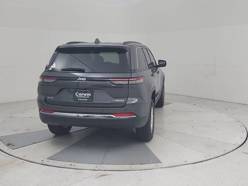 New 2025 Jeep Grand Cherokee Laredo X image 13