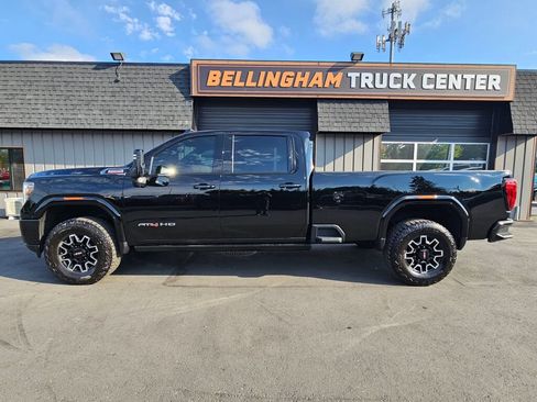 Used 2022 GMC Sierra 3500 AT4 w/ AT4 Premium Plus Package AWD/4WD image 2