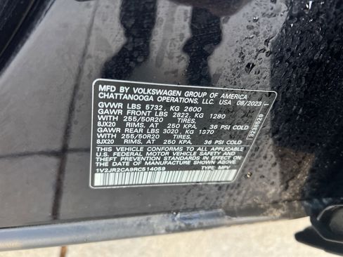 Certified 2024 Volkswagen Atlas SE FWD image 32