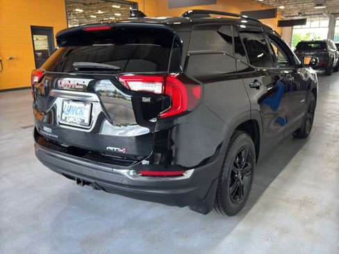 Used 2022 GMC Terrain AT4 AWD/4WD image 5
