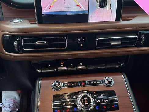 Used 2022 Lincoln Aviator Reserve w/ Elements Package Plus RWD image 15