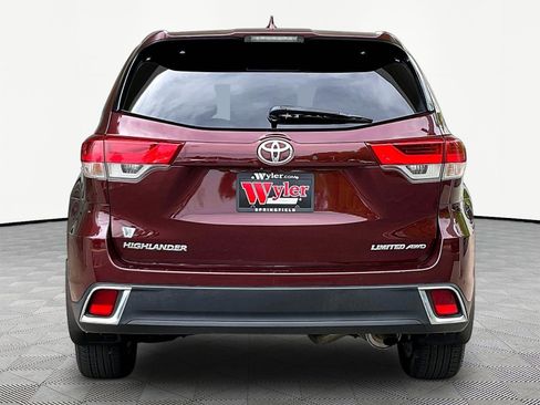 Used 2018 Toyota Highlander Limited AWD/4WD image 5