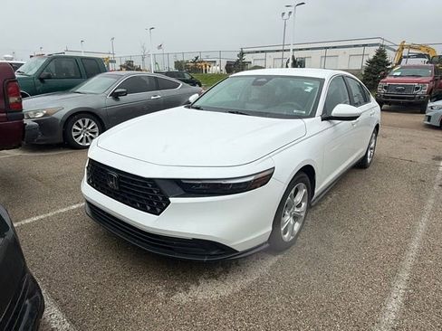 Used 2024 Honda Accord LX image 3