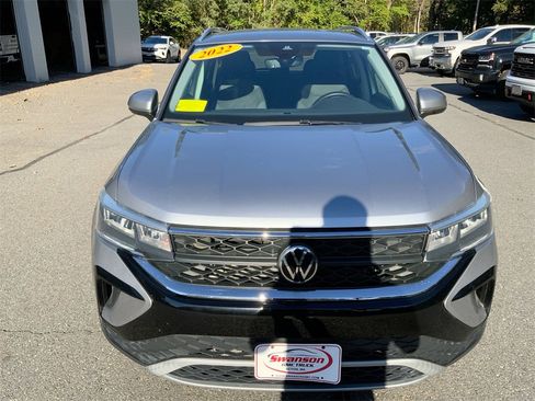 Used 2022 Volkswagen Taos SE w/ IQ.Drive SE Package image 43