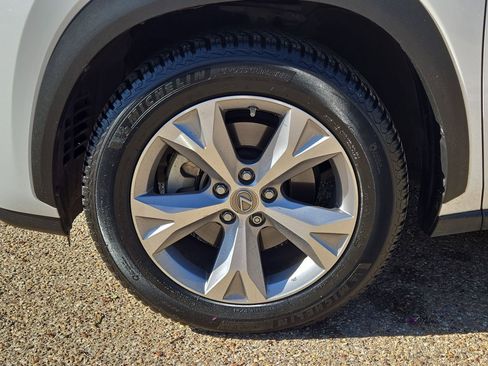 Used 2017 Lexus NX 200t FWD w/ Premium Package image 11