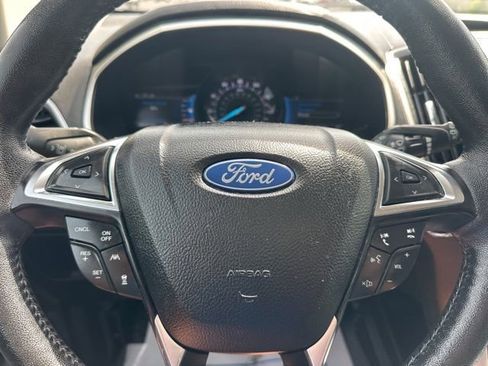 Used 2021 Ford Edge SEL w/ Convenience Package AWD/4WD image 13