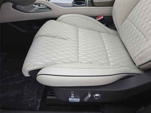 New 2026 Lincoln Nautilus Black Label AWD/4WD image 16