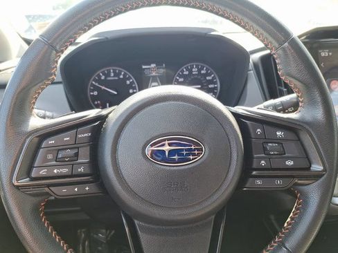 Used 2024 Subaru Crosstrek 2.5i Limited w/ Crosstrek Mirror Package AWD/4WD image 12