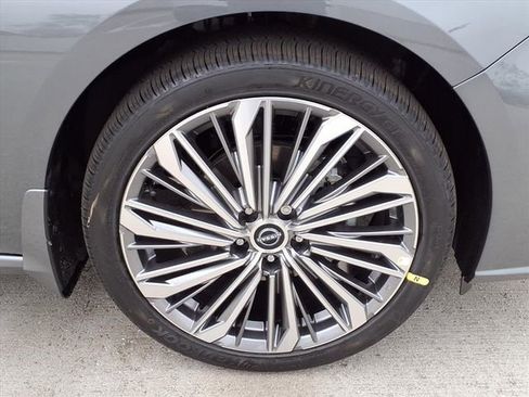 New 2026 Nissan Altima 2.5 SV w/ SV Premium Package FWD image 5