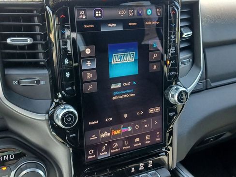 New 2026 RAM 1500 Big Horn AWD/4WD image 18