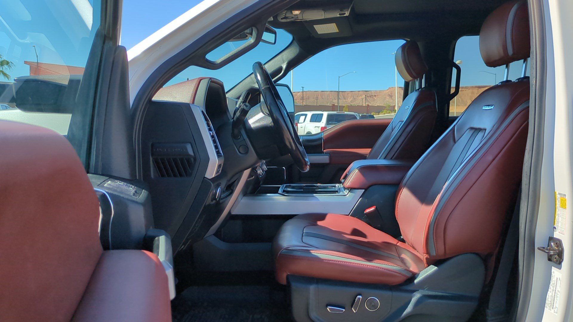 Used 2019 Ford F350 Platinum w/ Platinum Ultimate Package AWD/4WD image 15
