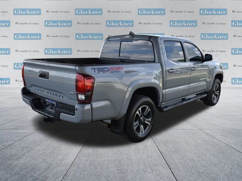 Used 2019 Toyota Tacoma TRD Sport AWD/4WD image 6