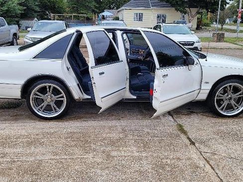 Used 1993 Chevrolet Caprice Classic LS image 24