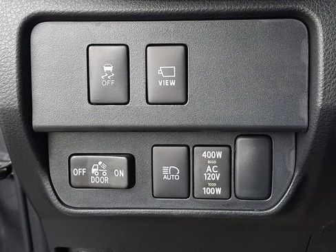 Used 2023 Toyota Tacoma TRD Pro AWD/4WD image 9