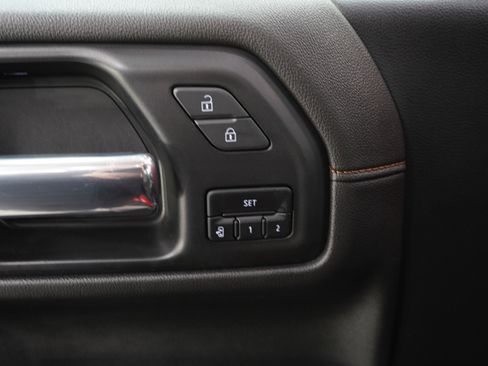 Used 2022 GMC Sierra 1500 AT4 image 24