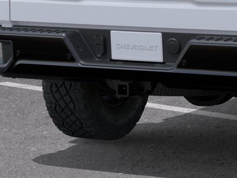 New 2026 Chevrolet Silverado 1500 ZR2 image 38