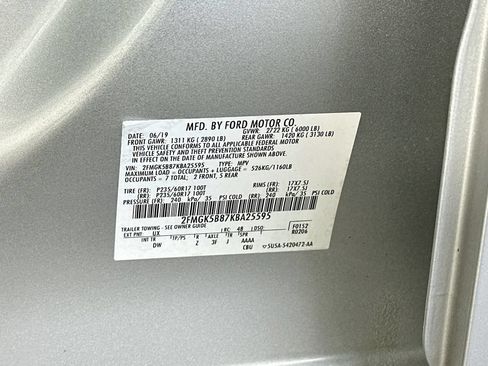 Used 2019 Ford Flex SE FWD image 32