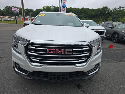 Used 2024 GMC Terrain SLT w/ Infotainment Package II AWD/4WD image 12
