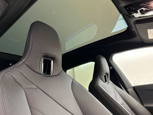 Certified 2025 BMW iX xDrive50 image 28