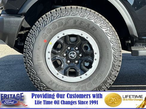 New 2026 Ford Bronco 2-Door AWD/4WD image 25