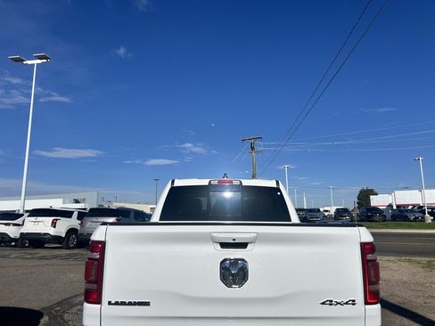 Used 2024 RAM 1500 Laramie AWD/4WD image 4