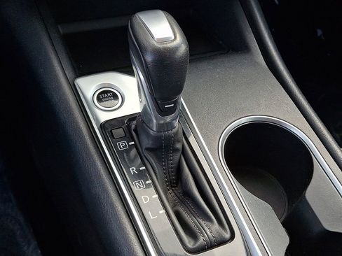 Used 2019 Nissan Altima 2.5 SV image 16