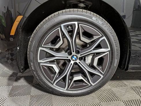 Used 2026 BMW iX xDrive60 w/ Premium Package image 6