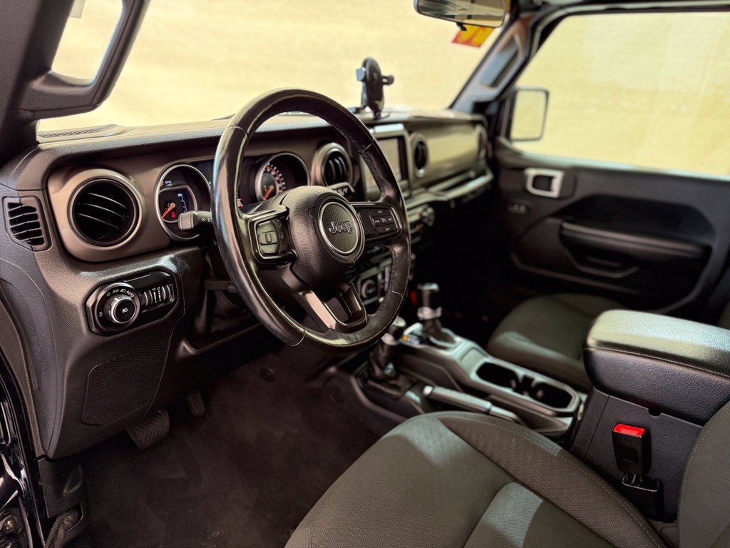 Used 2020 Jeep Wrangler Unlimited Sport AWD/4WD image 23
