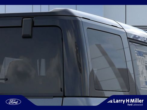 New 2025 Ford Bronco Badlands image 25