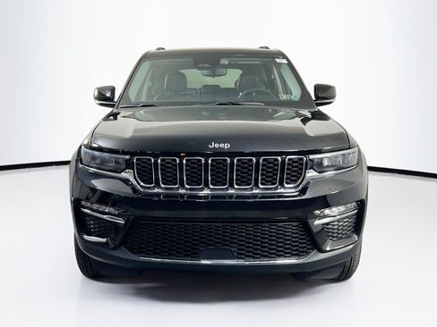 Used 2023 Jeep Grand Cherokee Limited AWD/4WD image 2