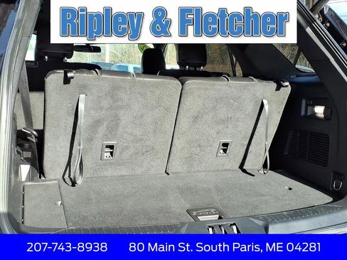 Used 2022 Ford Explorer ST w/ ST Street Pack image 10