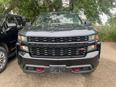 Used 2022 Chevrolet Silverado 1500 Custom Trail Boss AWD/4WD image 2