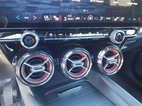 Certified 2025 Chevrolet Blazer EV RS image 21