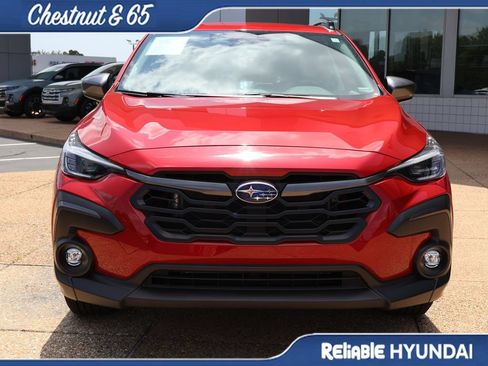 Used 2025 Subaru Crosstrek 2.5i Limited AWD/4WD image 8