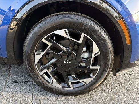 Used 2024 Kia Sportage SX image 10