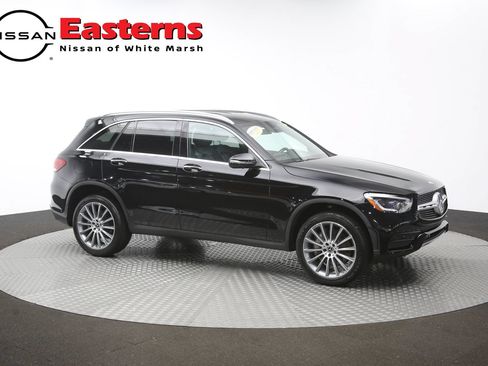 Used 2022 Mercedes-Benz GLC 300 4MATIC w/ AMG Line image 49