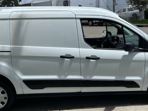 Used 2023 Ford Transit Connect XLT FWD image 3