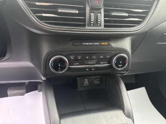 Used 2025 Ford Escape Active FWD image 19