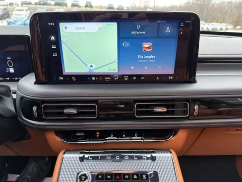 Used 2025 Lincoln Aviator Black Label image 26