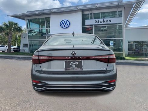 New 2026 Volkswagen Jetta SEL image 5