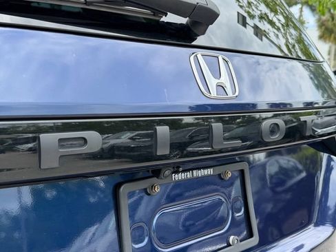 Certified 2024 Honda Pilot EX-L image 18