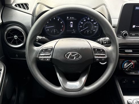 Used 2023 Hyundai Kona SEL AWD/4WD image 15