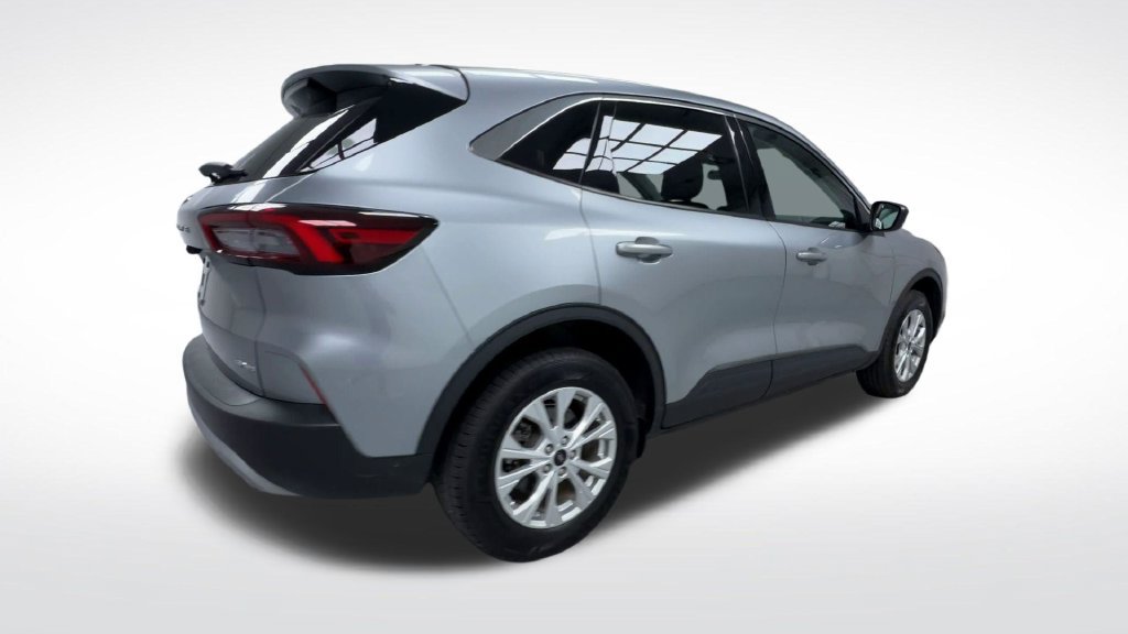 Used 2024 Ford Escape Active AWD/4WD image 8
