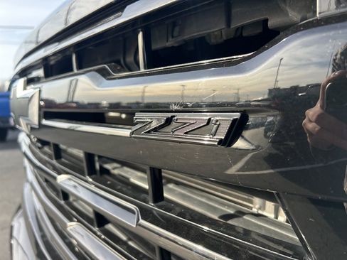 Used 2025 Chevrolet Silverado 2500 LT w/ Trail Boss Package image 9