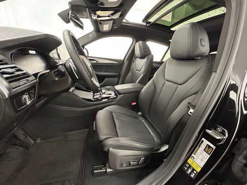 Used 2024 BMW X4 xDrive30i w/ Premium Package image 28