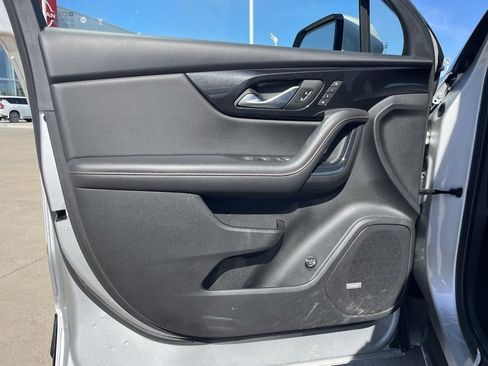 Used 2022 Chevrolet Blazer RS w/ Enhanced Convenience Package image 13