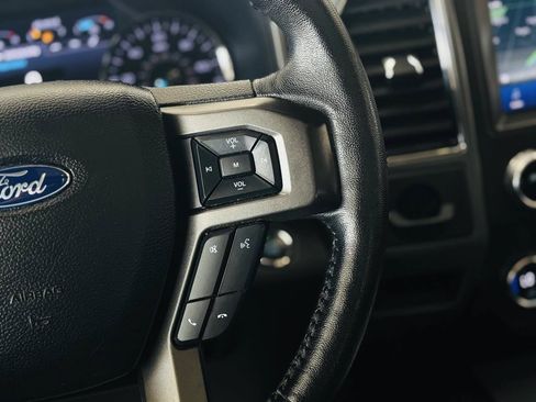 Used 2020 Ford Expedition XLT w/ Equipment Group 202A AWD/4WD image 52