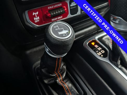 Used 2023 Jeep Gladiator Mojave w/ Cold Weather Group AWD/4WD image 33