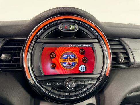 Used 2020 MINI Cooper 2-Door Hardtop w/ Storage Package FWD image 21