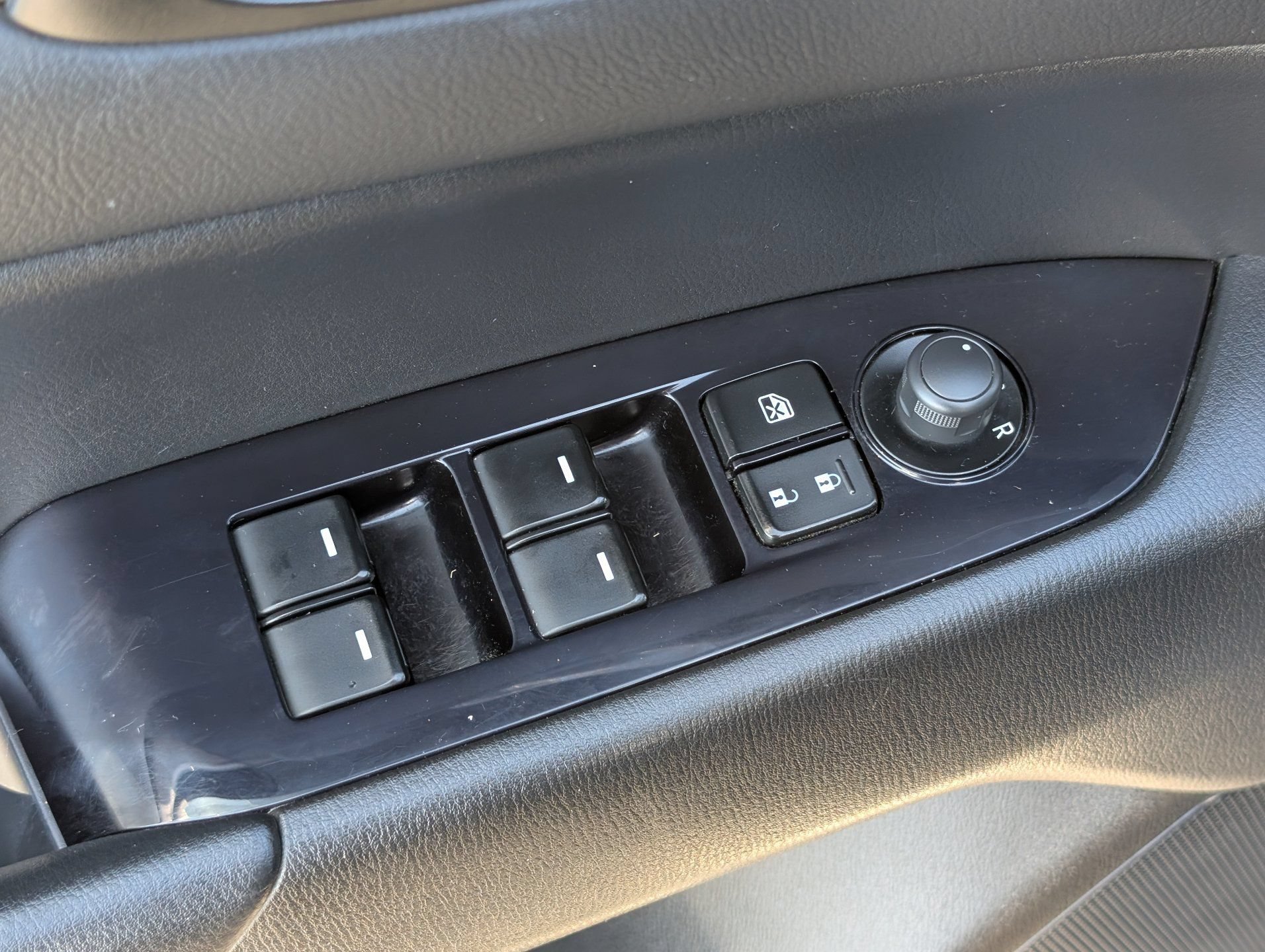 Used 2019 MAZDA CX-5 Touring FWD image 19